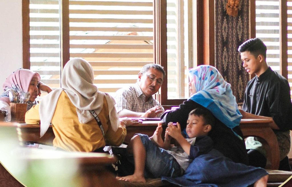 Tempat Menarik di Bandung untuk Menanti Waktu Berbuka